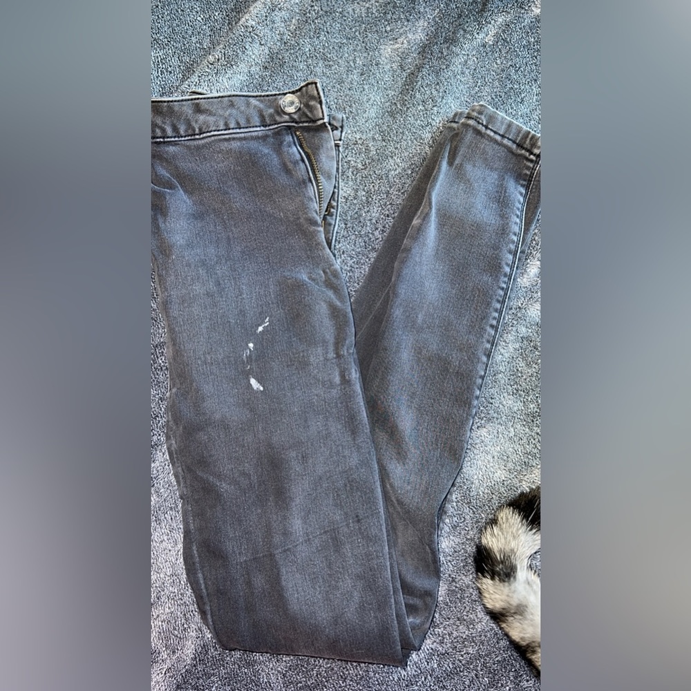 Woman’s vice jeans
